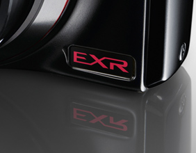 FinePix F550EXR : EXR CMOS