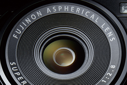 FUJIFILM X70 : La lente 18,5 mm F2.8 le ayuda a sacar el máximo rendimiento de todas las situaciones