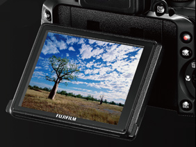 FinePix HS30EXR : Monitor LCD inclinable de 3,0 pulgadas